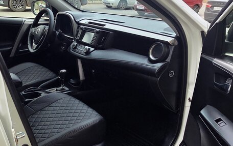 Toyota RAV4, 2016 год, 2 280 000 рублей, 19 фотография