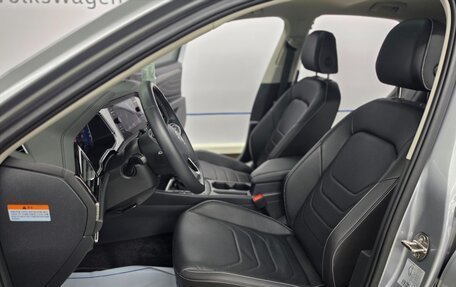 Volkswagen Jetta VII, 2022 год, 2 300 000 рублей, 14 фотография