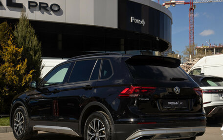 Volkswagen Tiguan II, 2017 год, 2 948 000 рублей, 5 фотография