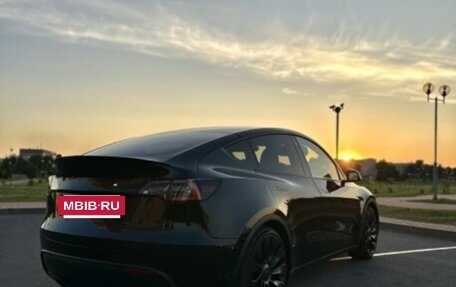 Tesla Model Y I, 2023 год, 2 990 000 рублей, 6 фотография