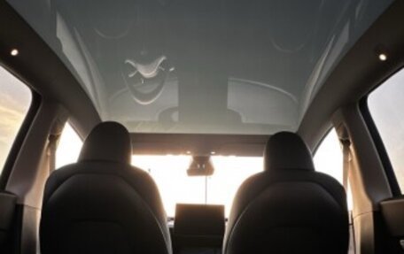 Tesla Model Y I, 2023 год, 2 990 000 рублей, 15 фотография