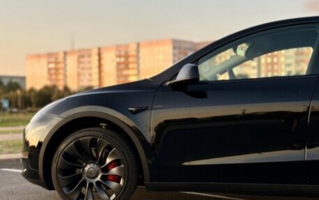 Tesla Model Y I, 2023 год, 2 990 000 рублей, 10 фотография