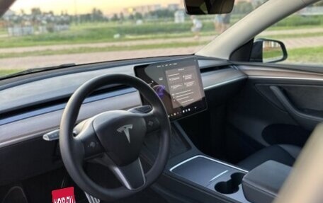 Tesla Model Y I, 2023 год, 2 990 000 рублей, 18 фотография