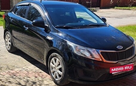 KIA Rio III рестайлинг, 2012 год, 750 000 рублей, 4 фотография