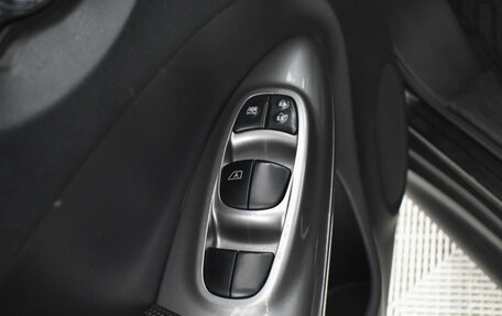 Nissan Juke II, 2014 год, 848 900 рублей, 17 фотография