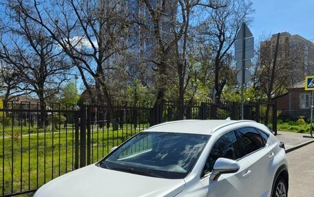 Lexus NX I, 2017 год, 3 000 000 рублей, 2 фотография