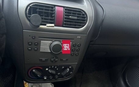 Opel Corsa C рестайлинг, 2004 год, 235 000 рублей, 11 фотография