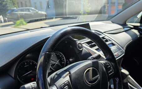 Lexus NX I, 2017 год, 3 000 000 рублей, 15 фотография