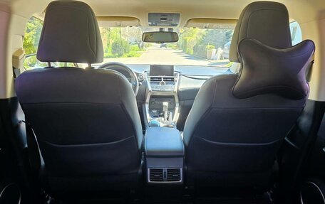 Lexus NX I, 2017 год, 3 000 000 рублей, 16 фотография