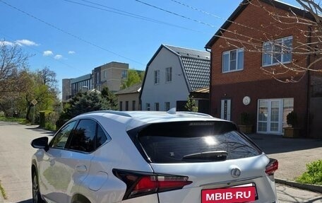 Lexus NX I, 2017 год, 3 000 000 рублей, 10 фотография