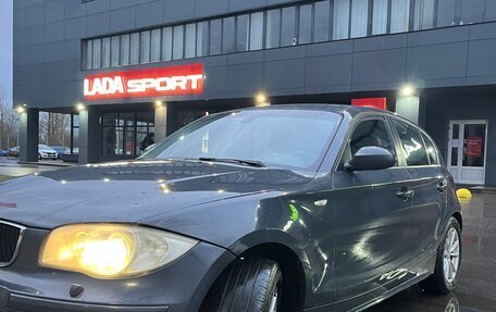 BMW 1 серия, 2007 год, 700 000 рублей, 12 фотография