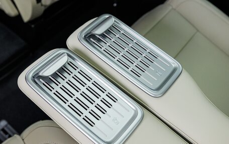 Mercedes-Benz V-Класс, 2025 год, 14 720 000 рублей, 31 фотография