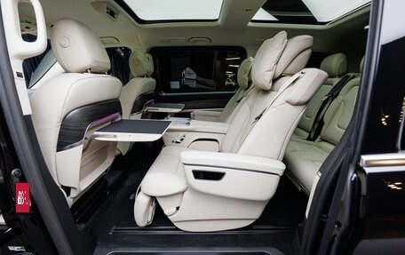 Mercedes-Benz V-Класс, 2025 год, 14 720 000 рублей, 29 фотография