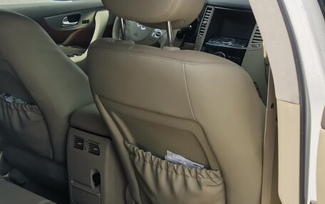 Infiniti QX70, 2016 год, 2 250 000 рублей, 2 фотография