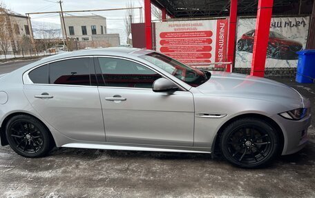 Jaguar XE I рестайлинг, 2015 год, 2 100 000 рублей, 6 фотография