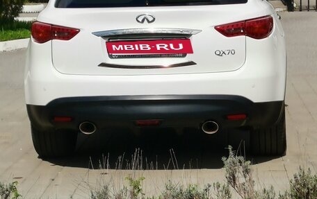 Infiniti QX70, 2016 год, 2 250 000 рублей, 10 фотография