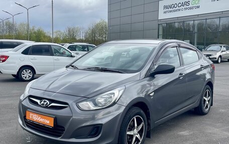 Hyundai Solaris II рестайлинг, 2013 год, 850 000 рублей, 3 фотография