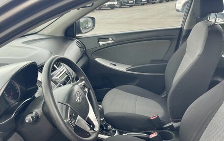 Hyundai Solaris II рестайлинг, 2013 год, 850 000 рублей, 10 фотография