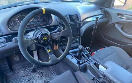 BMW 3 серия, 2001 год, 750 000 рублей, 24 фотография