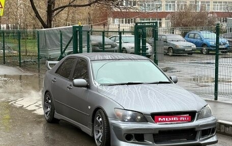 Toyota Altezza, 2001 год, 750 000 рублей, 3 фотография