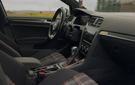 Volkswagen Golf GTI VII, 2020 год, 2 850 000 рублей, 12 фотография