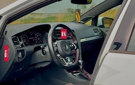 Volkswagen Golf GTI VII, 2020 год, 2 850 000 рублей, 11 фотография
