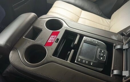 Land Rover Range Rover III, 2011 год, 2 800 000 рублей, 23 фотография