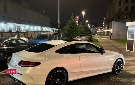 Mercedes-Benz C-Класс, 2017 год, 3 600 000 рублей, 2 фотография