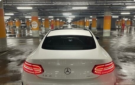 Mercedes-Benz C-Класс, 2017 год, 3 600 000 рублей, 10 фотография