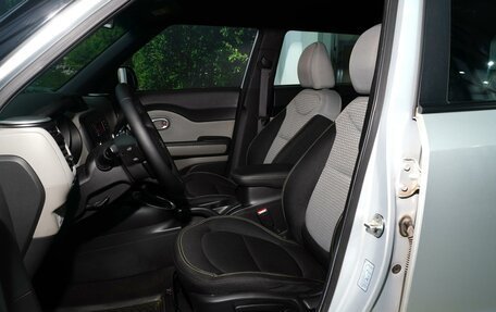 KIA Soul II рестайлинг, 2014 год, 1 620 111 рублей, 13 фотография