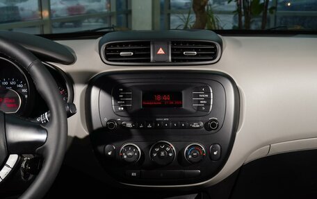 KIA Soul II рестайлинг, 2014 год, 1 620 111 рублей, 22 фотография