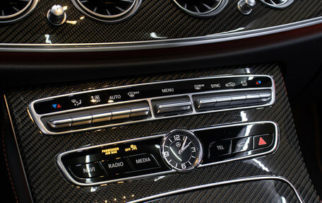 Mercedes-Benz E-Класс AMG, 2017 год, 6 000 000 рублей, 22 фотография