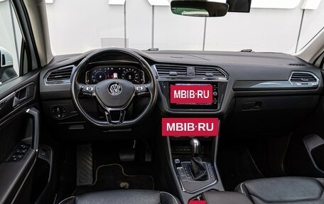 Volkswagen Tiguan II, 2020 год, 3 570 000 рублей, 6 фотография