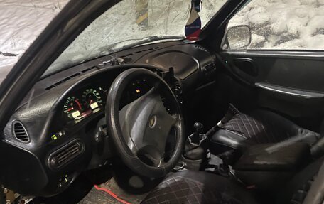 Chevrolet Niva I рестайлинг, 2003 год, 300 000 рублей, 4 фотография