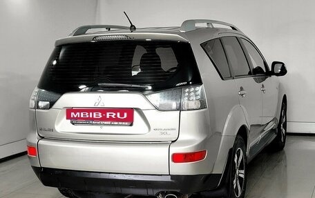 Mitsubishi Outlander III рестайлинг 3, 2008 год, 960 000 рублей, 4 фотография