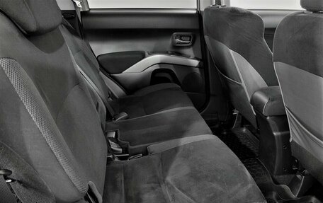 Mitsubishi Outlander III рестайлинг 3, 2008 год, 960 000 рублей, 11 фотография