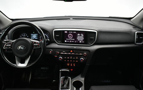 KIA Sportage IV рестайлинг, 2021 год, 2 400 000 рублей, 5 фотография