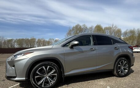 Lexus RX IV рестайлинг, 2017 год, 4 400 000 рублей, 3 фотография