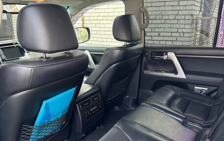 Toyota Land Cruiser 200, 2014 год, 3 900 000 рублей, 6 фотография