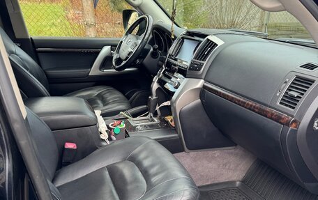 Toyota Land Cruiser 200, 2014 год, 3 900 000 рублей, 8 фотография