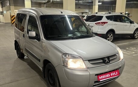 Peugeot Partner II рестайлинг 2, 2006 год, 250 000 рублей, 2 фотография
