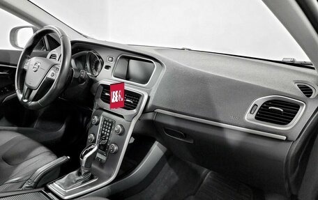 Volvo V40 II рестайлинг, 2017 год, 1 590 000 рублей, 11 фотография