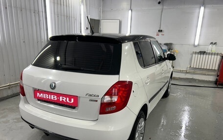 Skoda Fabia II, 2012 год, 699 000 рублей, 3 фотография