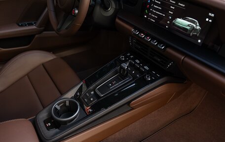 Porsche 911, 2025 год, 27 490 000 рублей, 34 фотография