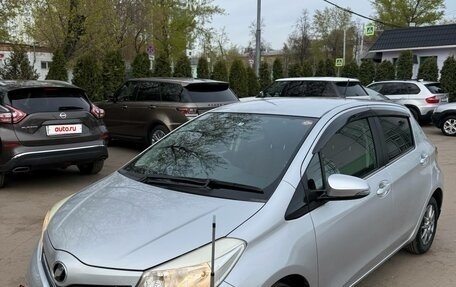 Toyota Vitz, 2011 год, 730 000 рублей, 3 фотография