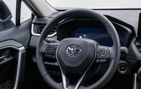 Toyota RAV4, 2024 год, 4 098 000 рублей, 15 фотография