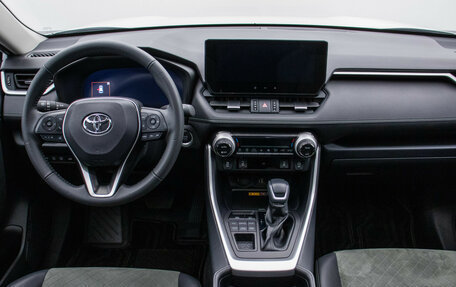 Toyota RAV4, 2024 год, 4 098 000 рублей, 13 фотография