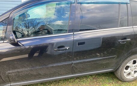 Opel Zafira B, 2008 год, 560 000 рублей, 14 фотография