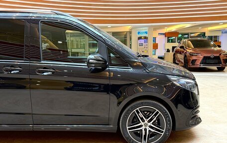 Mercedes-Benz V-Класс, 2024 год, 10 990 000 рублей, 3 фотография