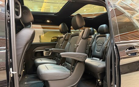 Mercedes-Benz V-Класс, 2024 год, 10 990 000 рублей, 16 фотография